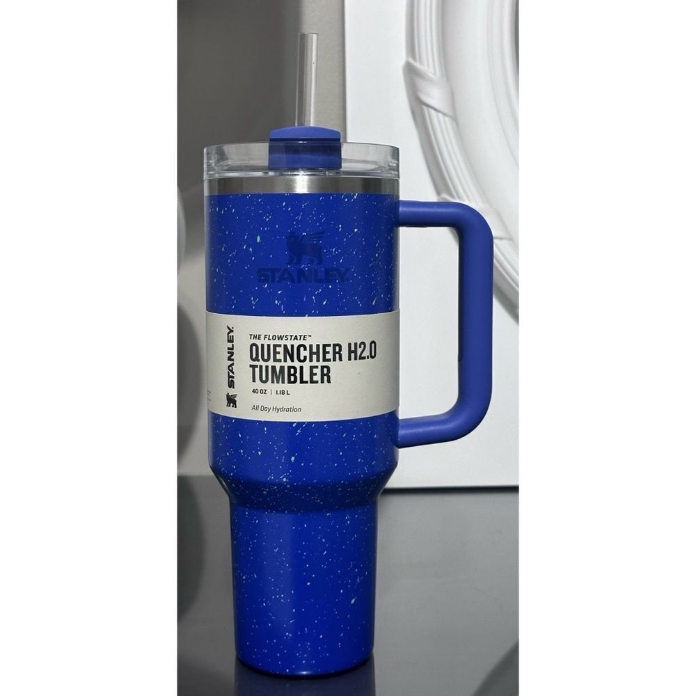 Stanley Quencher H2.0 FlowState 40oz Tumbler, IRIS BLUE SPECKLE‎